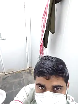 Snapshot of Ishan003 chatting on 12.08.24 Ishan003 online show from 12.08.24