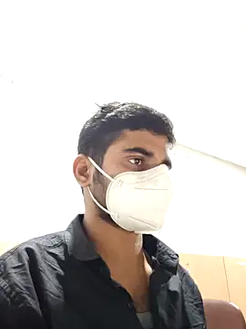 Snapshot of Ishan003 chatting on 12.16.24 Ishan003 online show from 12.16.24