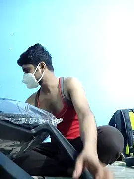 Snapshot of Ishan003 chatting on 10.19.25 Ishan003 online show from 10.19.25