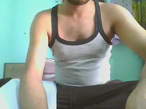 Snapshot of Ishan003 chatting on 10.24.25 Ishan003 online show from 10.24.25