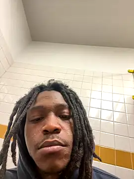 sneakylink13   online show from 11.01.25