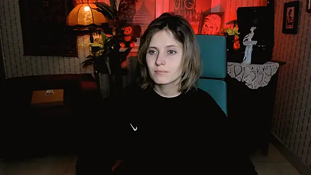 LolaAsmus online show from 02.26.25