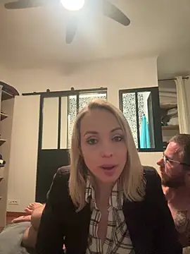 Snapshot of Annelibre chatting on 03.03.25 Annelibre online show from 03.03.25