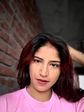 Snapshot of DiyAsingHh chatting on 10.11.25 DiyAsingHh online show from 10.11.25