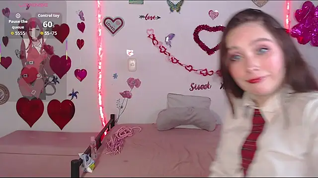 Snapshot of NaomiCandy chatting on 12.03.25 NaomiCandy online show from 12.03.25