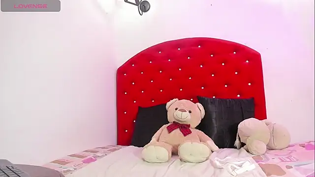 brittany williams  online show from 03.15.25