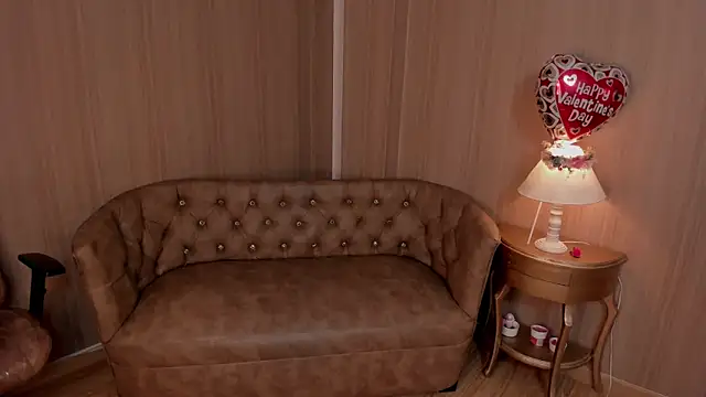 SoffiQueen online show from 02.21.25