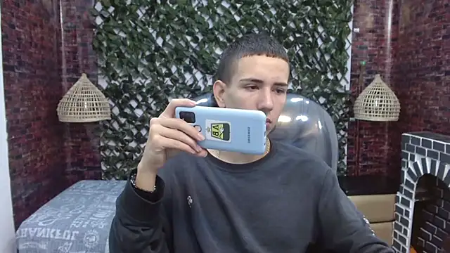 JackSwan18 online show from 01.05.25