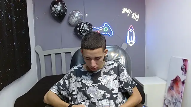 JackSwan18 online show from 01.08.25