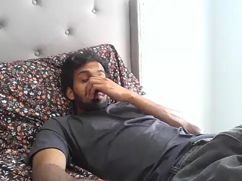 skinny  boy   online show from 02.25.26