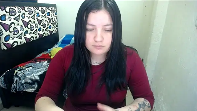 Snapshot of shopyymessyy chatting on 04.20.26 shopyymessyy online show from 04.20.26