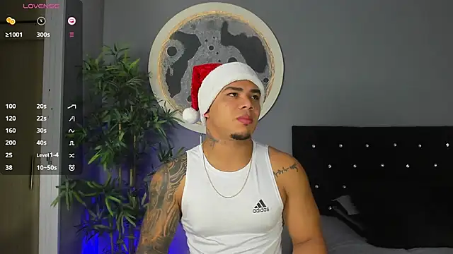 Snapshot of jordan_mayers02 chatting on 12.22.25 jordan mayers02 online show from 12.22.25