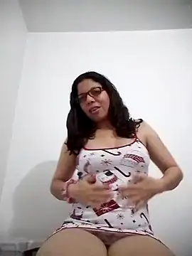 Carliina Soussa online show from 02.04.25