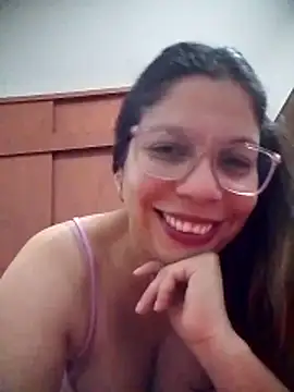 Snapshot of Carliina_Soussa chatting on 06.12.26 Carliina Soussa online show from 06.12.26