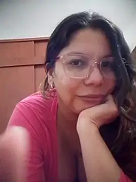 Snapshot of Carliina_Soussa chatting on 06.14.26 Carliina Soussa online show from 06.14.26