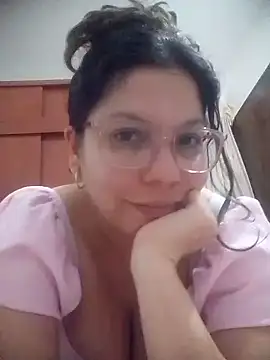 Snapshot of Carliina_Soussa chatting on 06.19.26 Carliina Soussa online show from 06.19.26