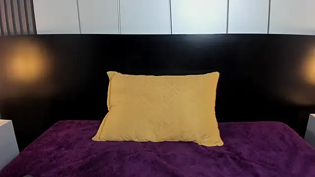 liz goth online show from 01.12.25