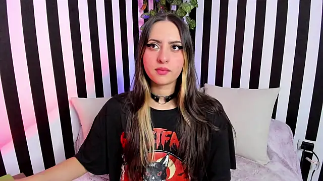 liz goth online show from 04.21.26