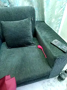 Snapshot of Cute_Kritika chatting on 10.08.25 Cute Kritika online show from 10.08.25