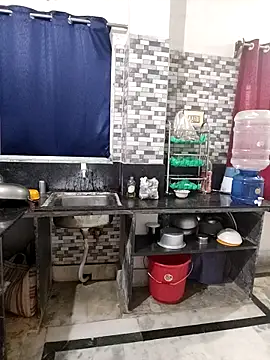 Snapshot of Cute_Kritika chatting on 10.13.25 Cute Kritika online show from 10.13.25