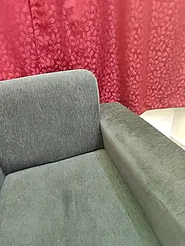 Snapshot of Cute_Kritika chatting on 12.22.25 Cute Kritika online show from 12.22.25