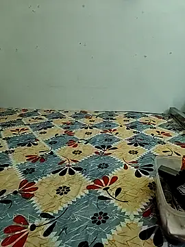 Snapshot of Cute_Kritika chatting on 02.25.26 Cute Kritika online show from 02.25.26