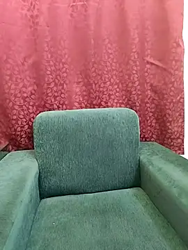 Snapshot of Cute_Kritika chatting on 04.01.26 Cute Kritika online show from 04.01.26