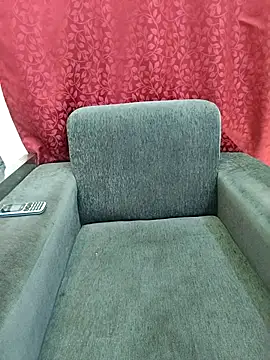 Snapshot of Cute_Kritika chatting on 04.12.26 Cute Kritika online show from 04.12.26