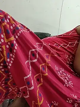 Snapshot of Cute_Kritika chatting on 06.29.26 Cute Kritika online show from 06.29.26