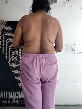 illay love online show from 02.09.26