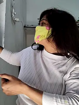 illay love online show from 02.26.26