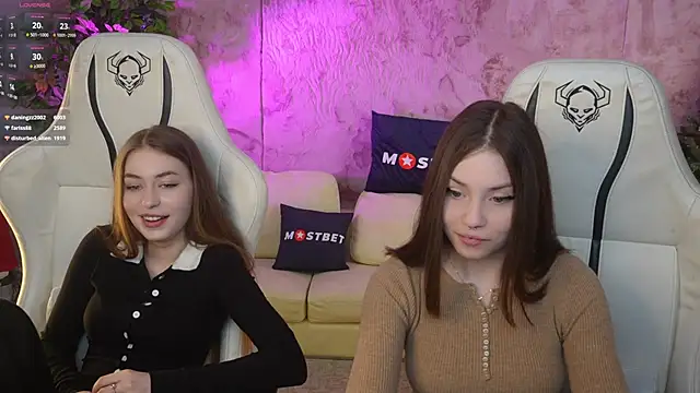 Beatrice 054 online show from 12.25.24