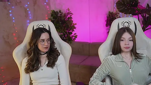 Beatrice 054 online show from 02.11.25