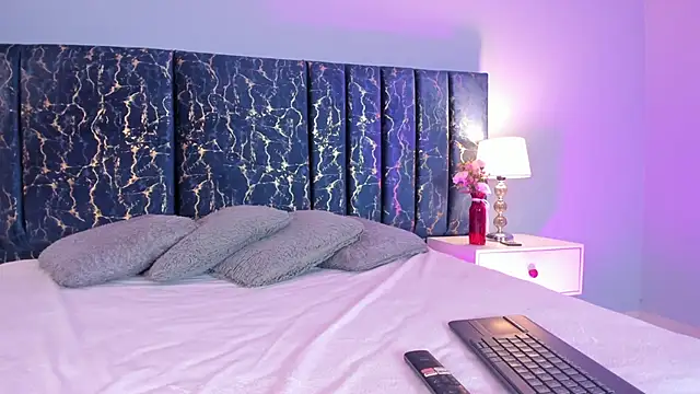 Snapshot of Sophia_Lemos chatting on 09.12.25 Sophia Lemos online show from 09.12.25