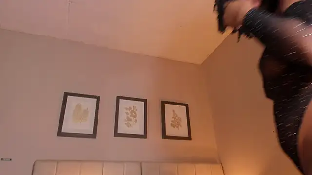 zoe sky  online show from 03.28.26