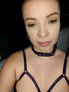 Snapshot of Adel_Nesbiit chatting on 02.01.25 Adel Nesbiit online show from 02.01.25