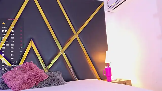 Snapshot of Adel_Nesbiit chatting on 09.13.25 Adel Nesbiit online show from 09.13.25