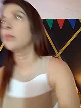 Snapshot of Adel_Nesbiit chatting on 10.05.25 Adel Nesbiit online show from 10.05.25