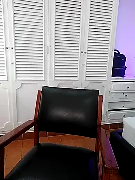 Adel Nesbiit online show from 03.10.26