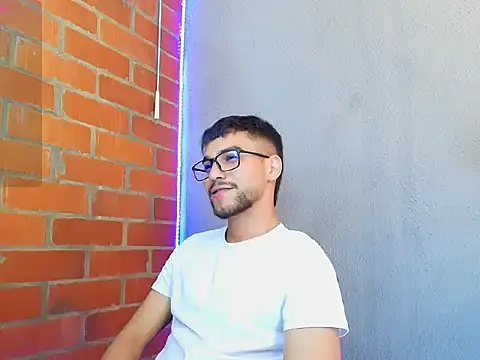 Leandro valenzuela online show from 09.11.25