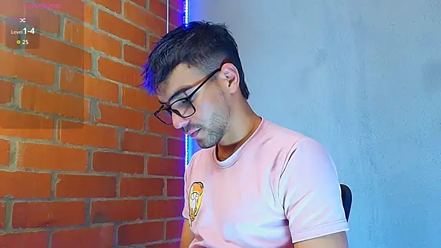 Leandro valenzuela online show from 11.25.25