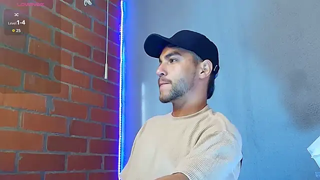 Leandro valenzuela online show from 12.02.25