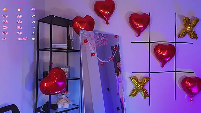 Snapshot of elfinvibes chatting on 02.16.25 elfinvibes online show from 02.16.25