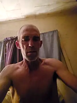 Snapshot of cassinova68 chatting on 12.20.24 cassinova68 online show from 12.20.24