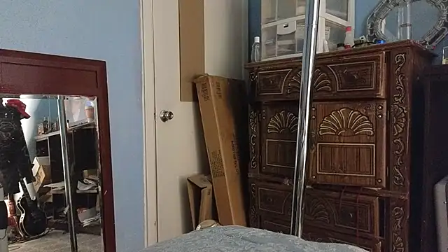 Snapshot of Sandrasaa chatting on 12.05.24 Sandrasaa online show from 12.05.24