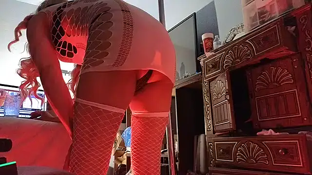 Snapshot of Sandrasaa chatting on 11.13.25 Sandrasaa online show from 11.13.25