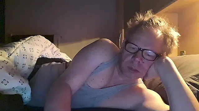 Snapshot of kinkyslet8 chatting on 01.09.26 kinkyslet8 online show from 01.09.26