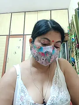 Snapshot of Ratna-777 chatting on 03.10.25 Ratna-777 online show from 03.10.25