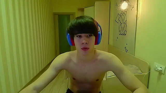 Snapshot of gayGamogey chatting on 11.26.25 gayGamogey online show from 11.26.25