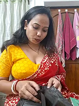 Snapshot of DREAM_GIRL-30 chatting on 03.08.25 DREAM GIRL-30 online show from 03.08.25